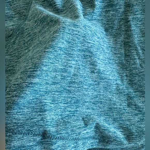 Quarters zip athletic top - Picture 2 of 3